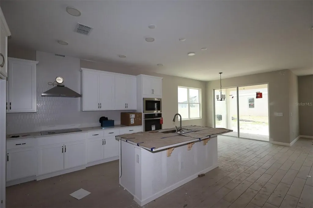 6693 Yellow Warbler Bend St Cloud FL 34773