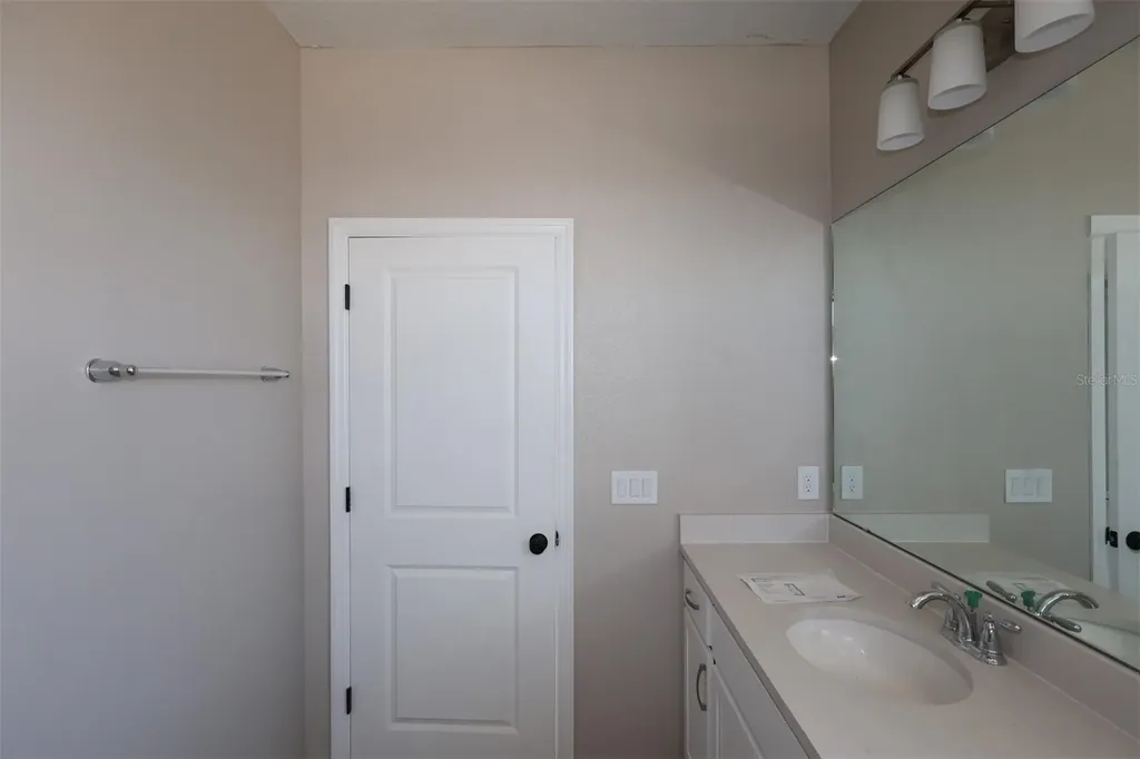 6693 Yellow Warbler Bend St Cloud FL 34773