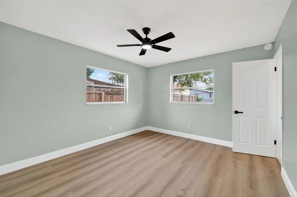 412 59th Avenue Drive W Bradenton FL 34207