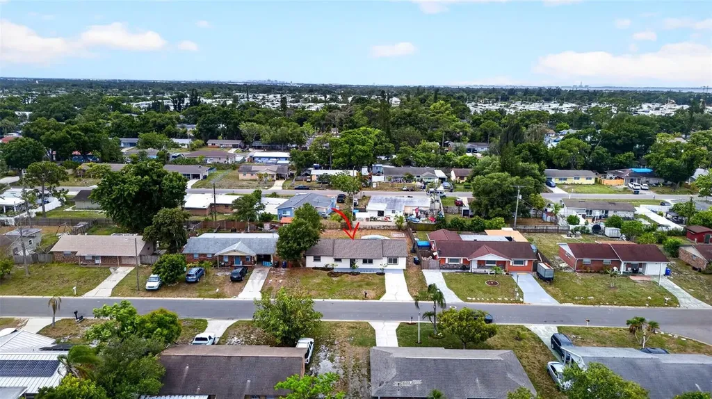 412 59th Avenue Drive W Bradenton FL 34207
