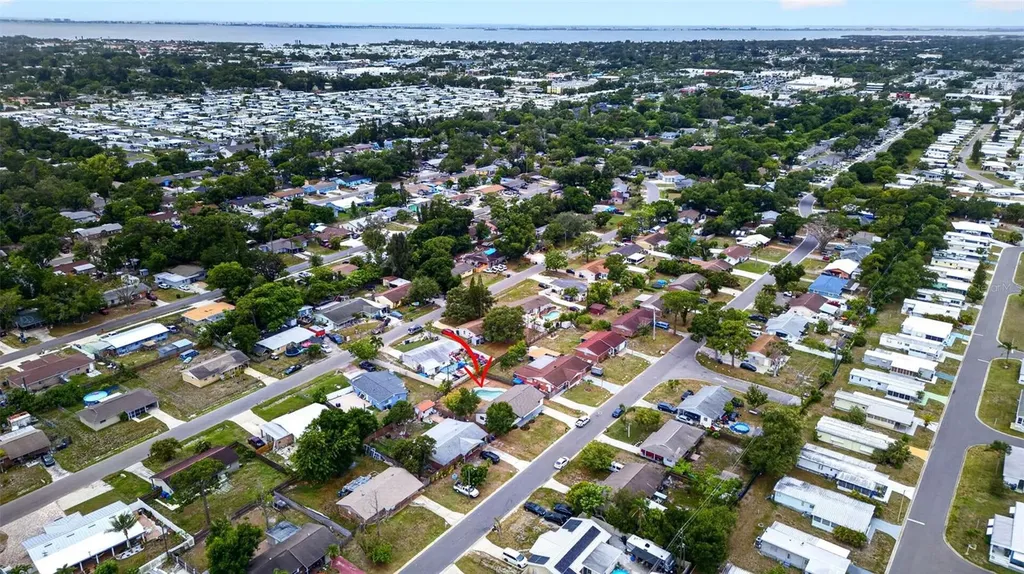 412 59th Avenue Drive W Bradenton FL 34207