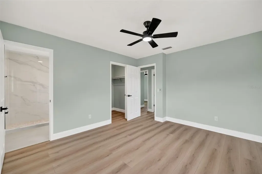 412 59th Avenue Drive W Bradenton FL 34207
