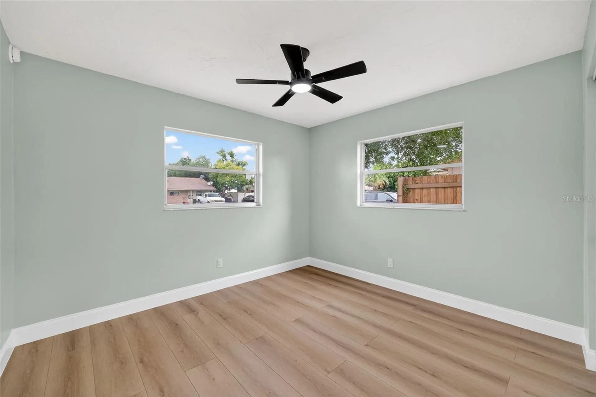 412 59th Avenue Drive W Bradenton FL 34207