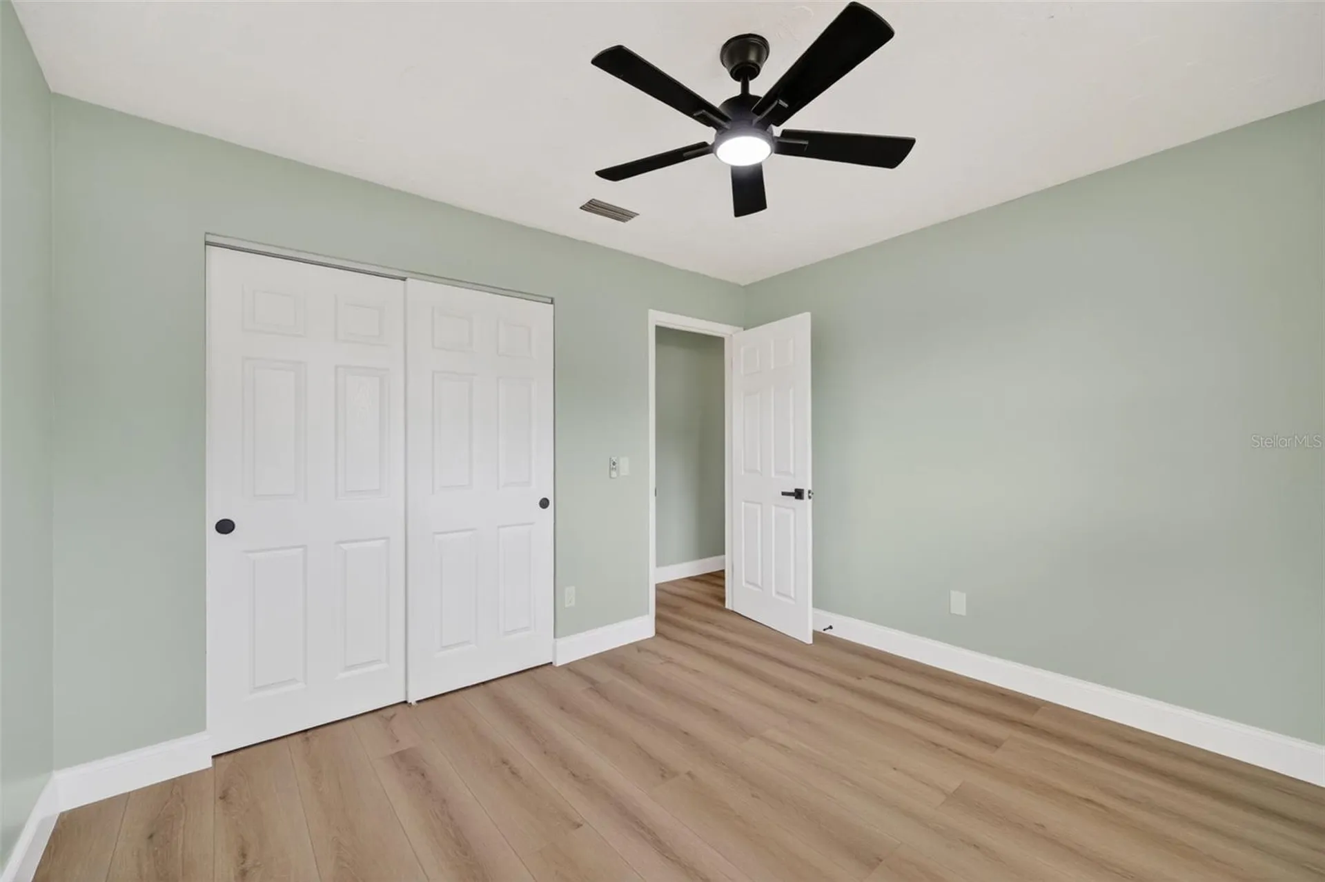 412 59th Avenue Drive W Bradenton FL 34207