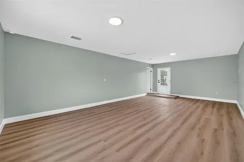 412 59th Avenue Drive W Bradenton FL 34207