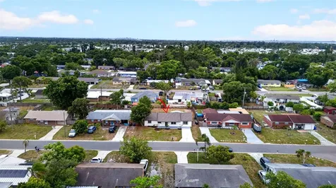 412 59th Avenue Drive W Bradenton FL 34207