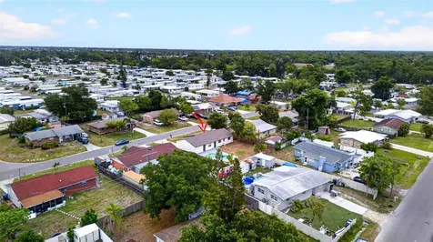 412 59th Avenue Drive W Bradenton FL 34207