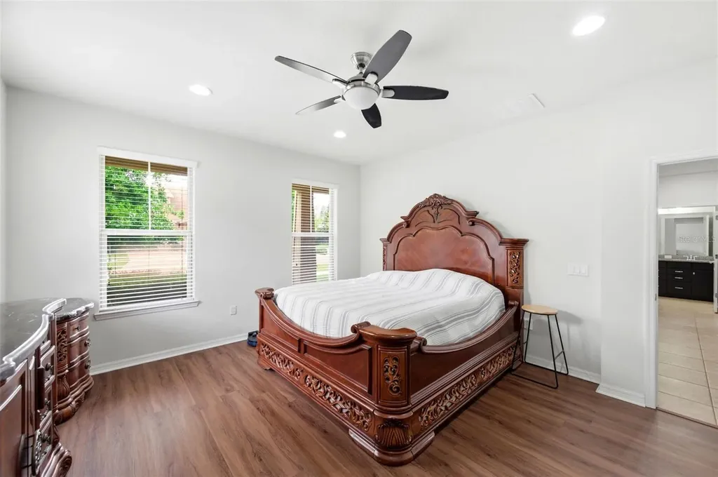 14130 Barrington Stowers Drive Lithia FL 33547