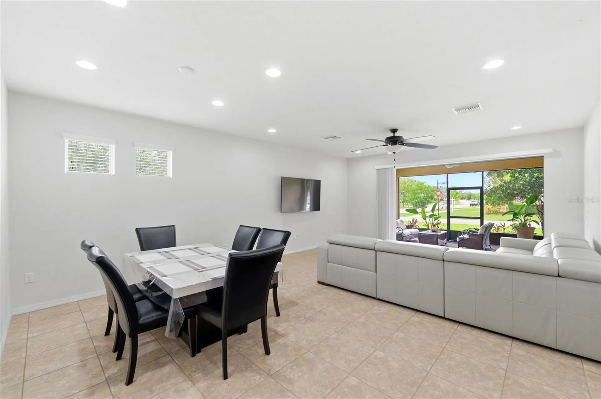 14130 Barrington Stowers Drive Lithia FL 33547