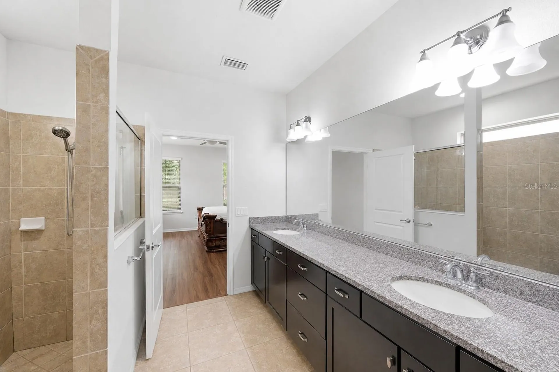 14130 Barrington Stowers Drive Lithia FL 33547