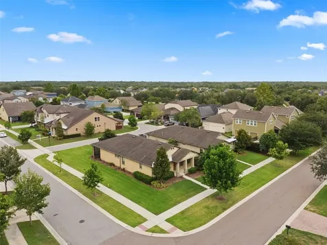 14130 Barrington Stowers Drive Lithia FL 33547