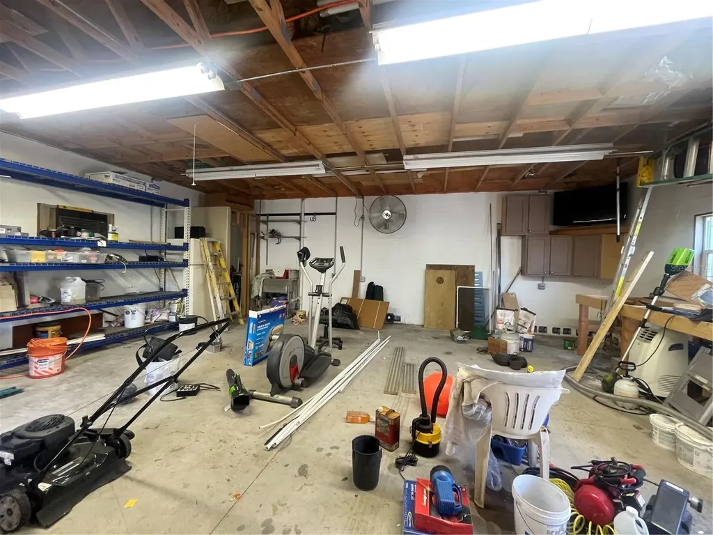 3030 W Helen Avenue Tampa FL 33611