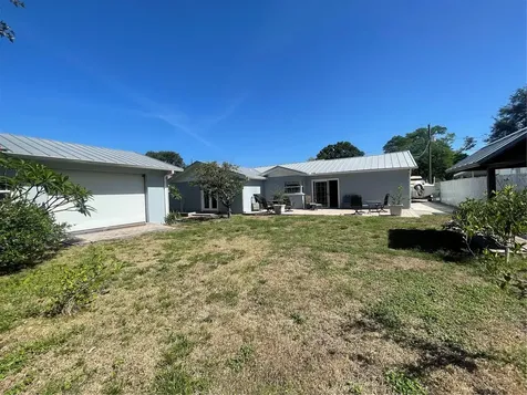 3030 W Helen Avenue Tampa FL 33611