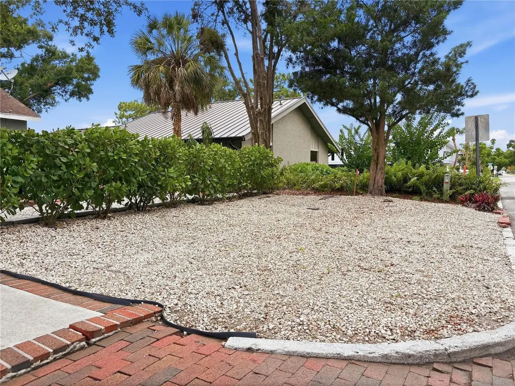 2026 Grove Street Sarasota FL 34239