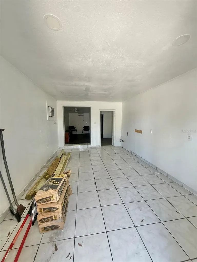 840 16th Street S St Petersburg FL 33705