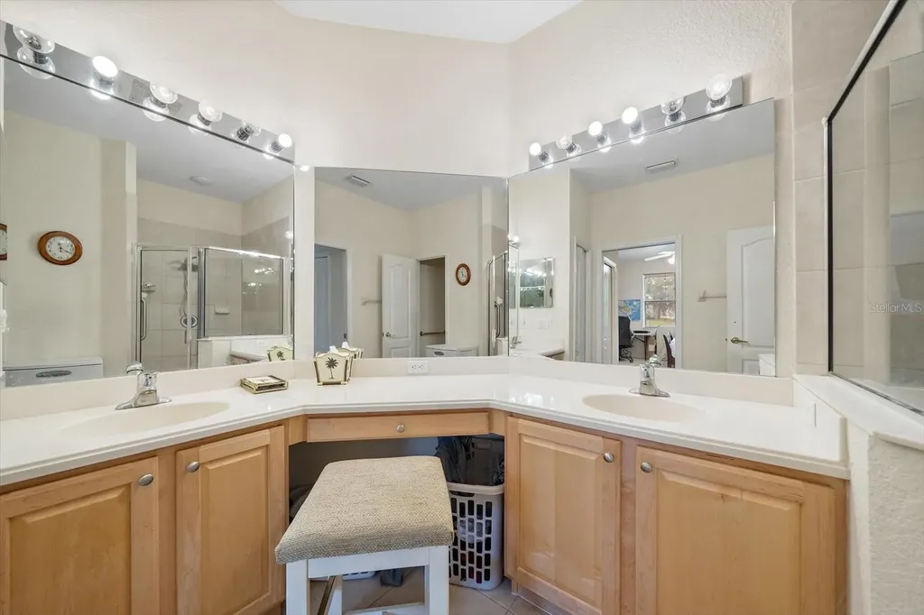 8326 Summer Greens Terrace Bradenton FL 34212
