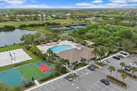 8326 Summer Greens Terrace Bradenton FL 34212