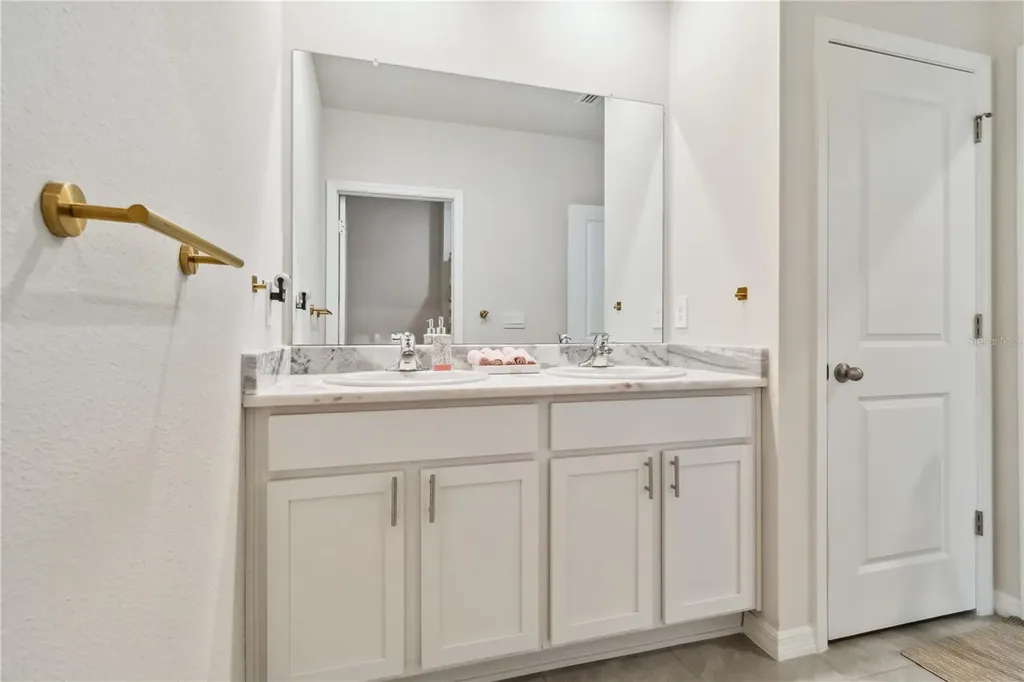 18006 Canopy Place Bradenton FL 34211