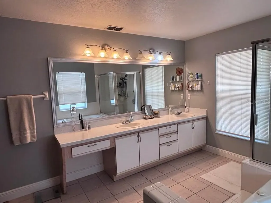 1004 Chateau Circle Minneola FL 34715