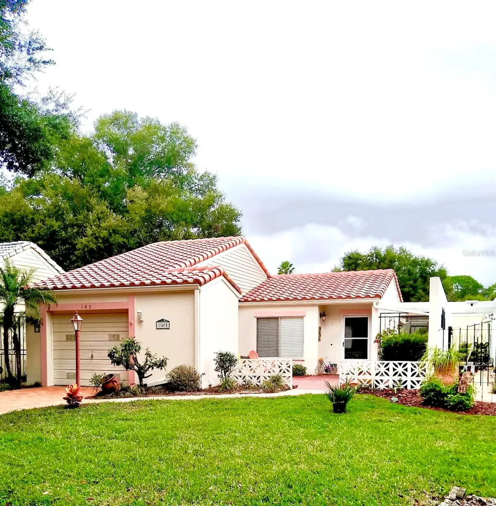 145 La Serena Winter Haven FL 33884