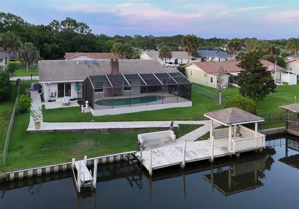 10 Felicia Court Palm Coast FL 32137