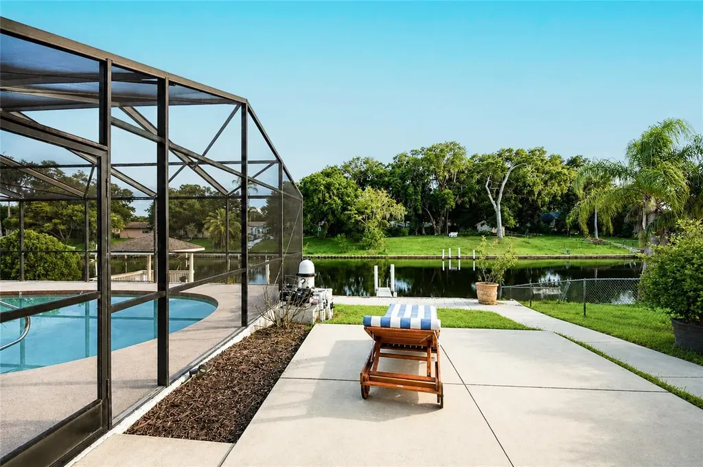 10 Felicia Court Palm Coast FL 32137
