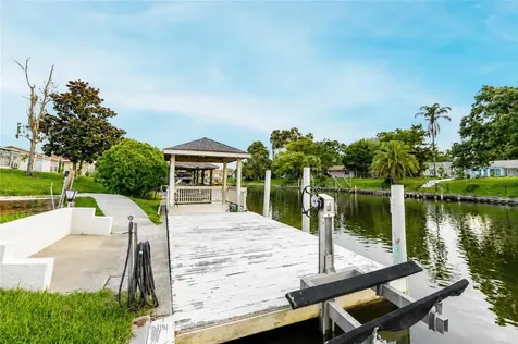 10 Felicia Court Palm Coast FL 32137