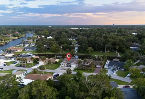 10 Felicia Court Palm Coast FL 32137