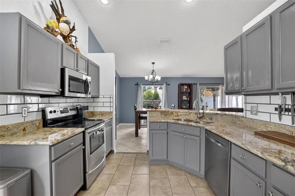 12229 Dawn Vista Drive Riverview FL 33578