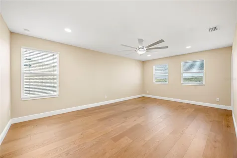 2049 Heart Lake Drive Groveland FL 34736
