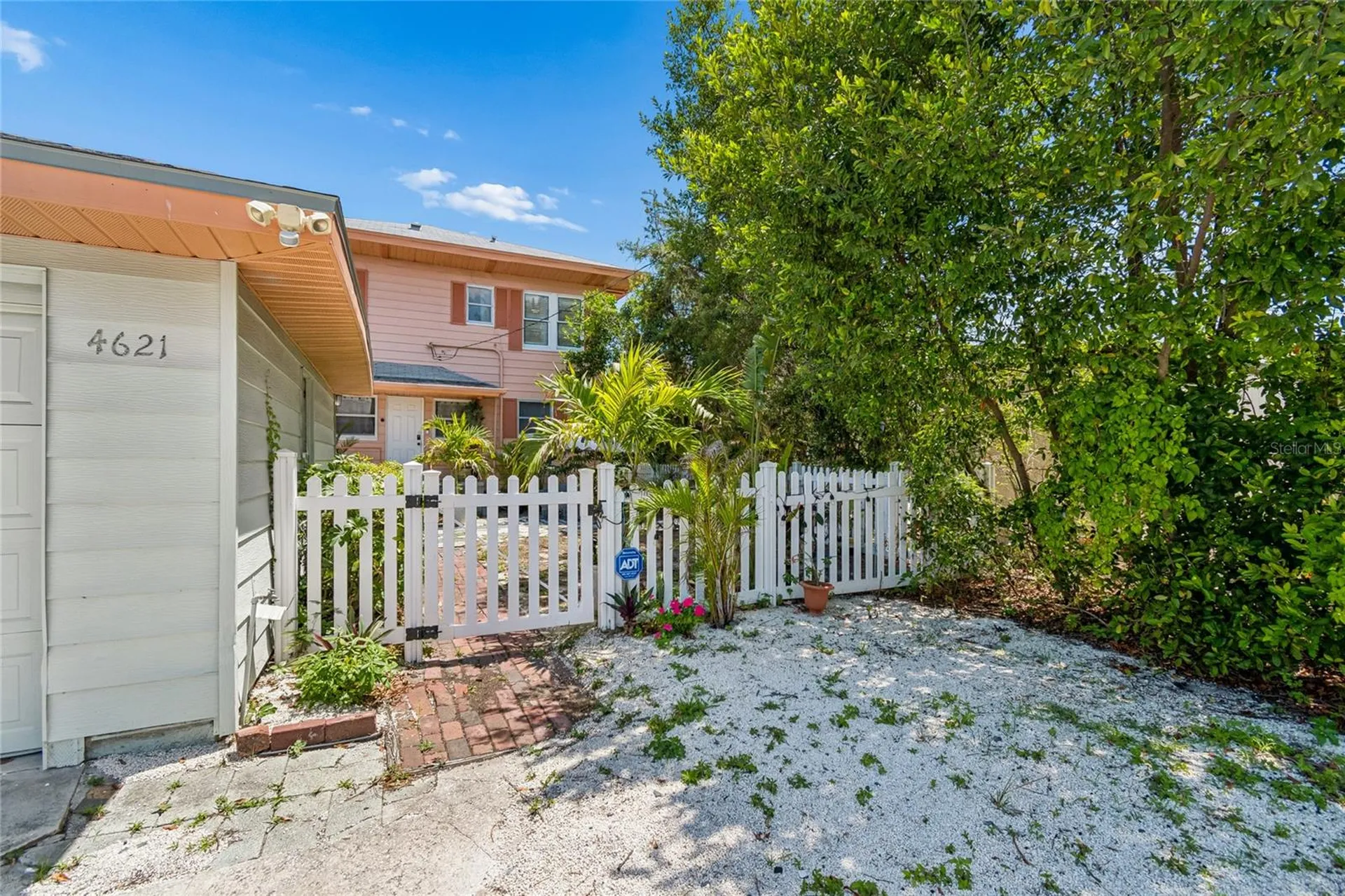 4621 9th Avenue N St Petersburg FL 33713