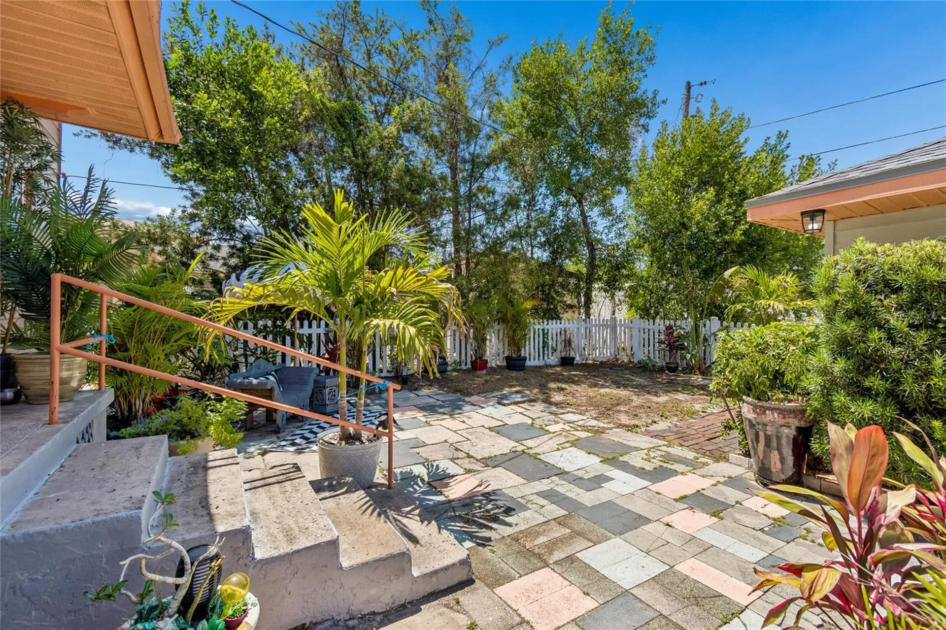 4621 9th Avenue N St Petersburg FL 33713