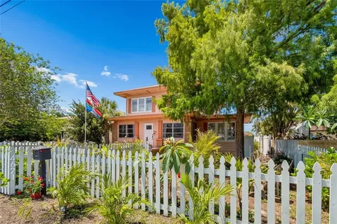 4621 9th Avenue N St Petersburg FL 33713