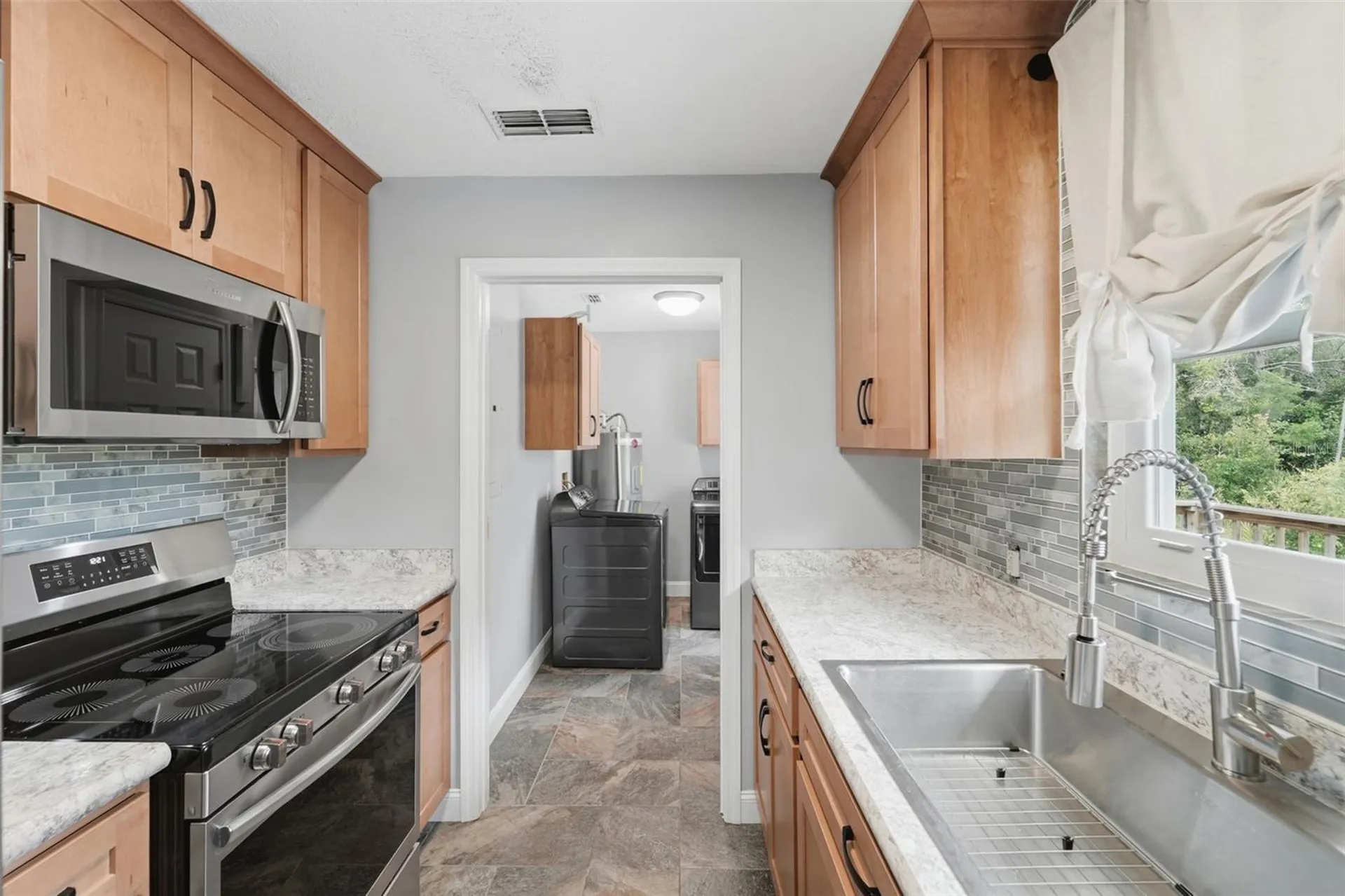41707 Aspen Street Eustis FL 32736