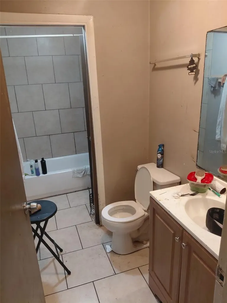 1903 E 23rd Avenue Tampa FL 33605