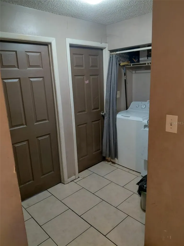 1903 E 23rd Avenue Tampa FL 33605