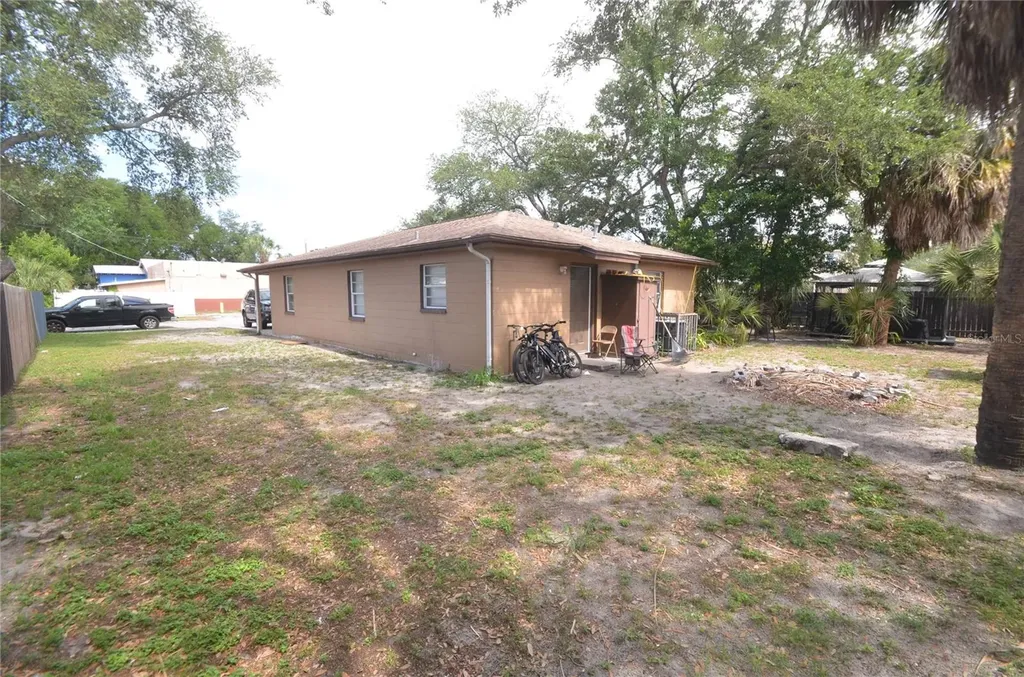 1903 E 23rd Avenue Tampa FL 33605