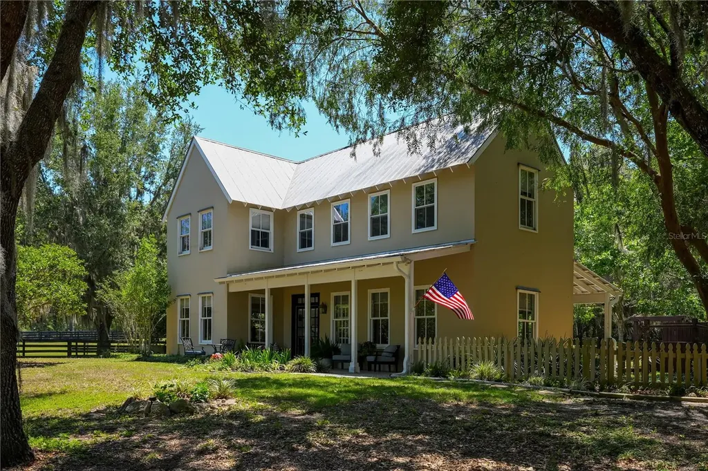 15620 NW Highway 225 Reddick FL 32686