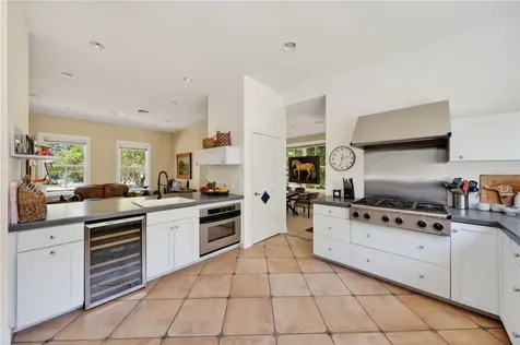 15620 NW Highway 225 Reddick FL 32686
