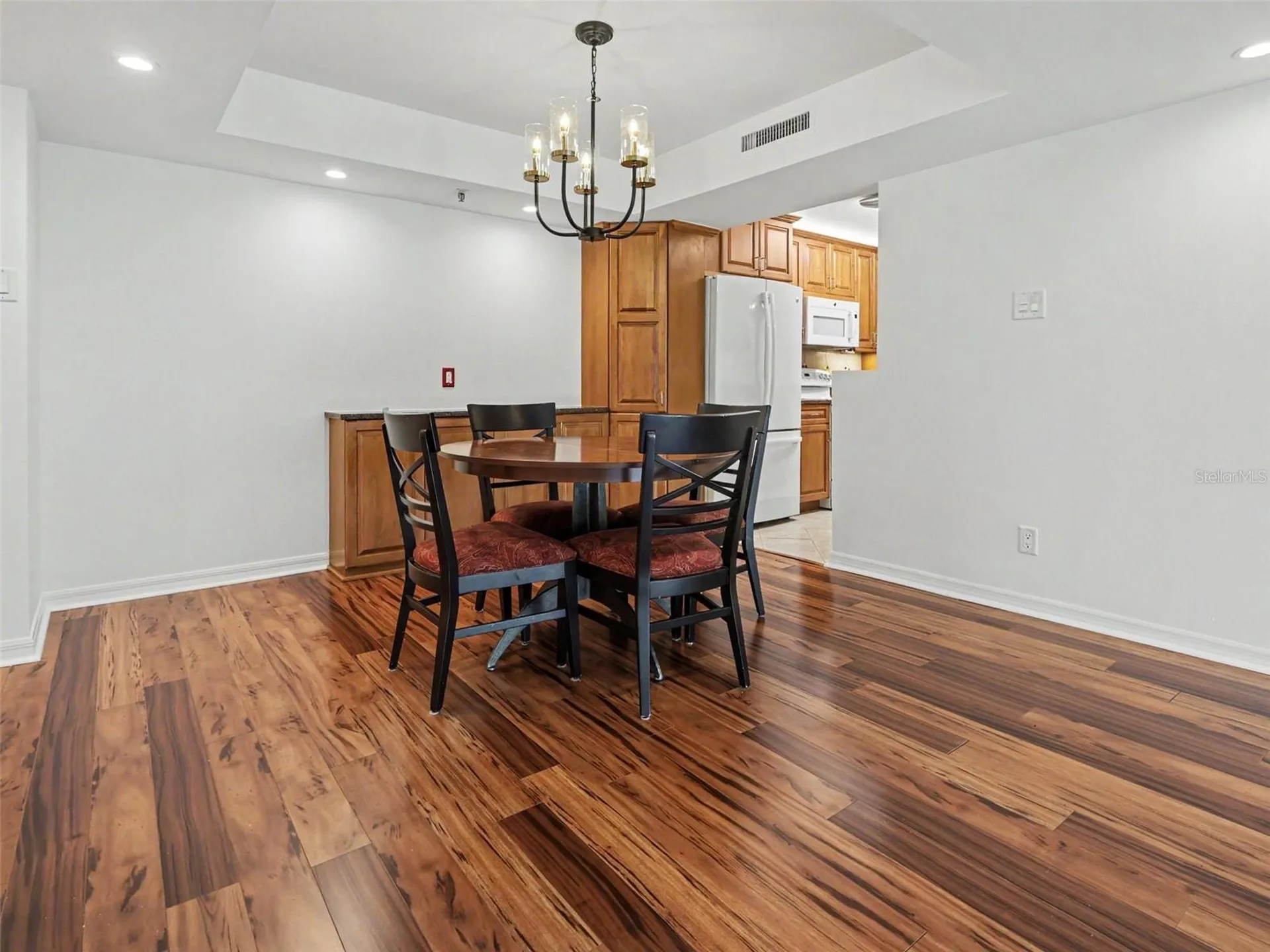 3211 W Swann Avenue Tampa FL 33609