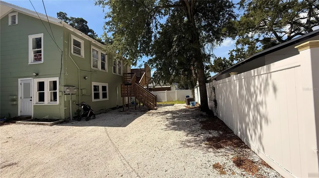 905 Jones Street Clearwater FL 33755
