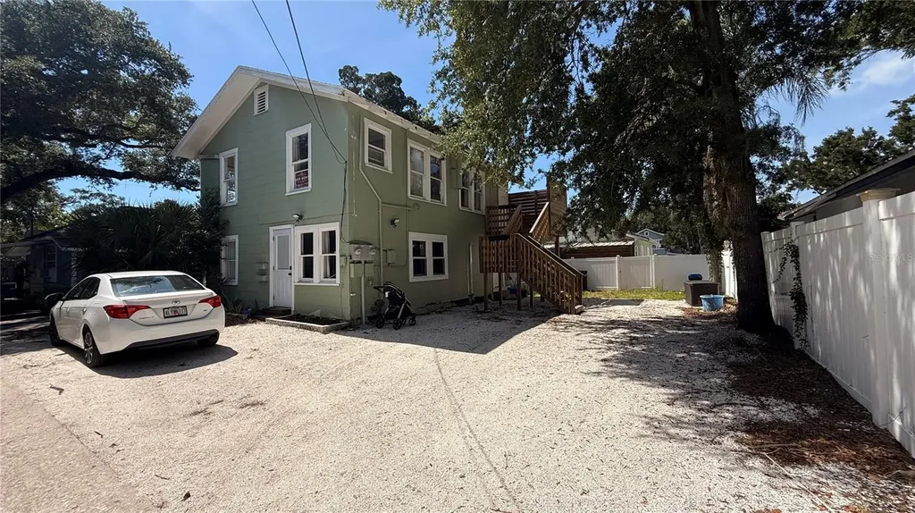 905 Jones Street Clearwater FL 33755