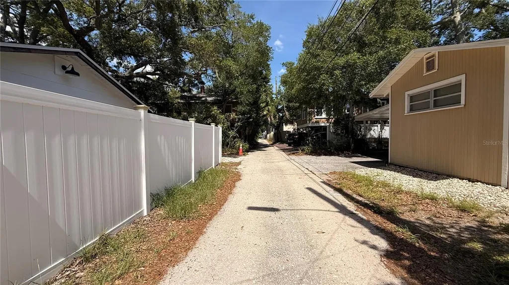 905 Jones Street Clearwater FL 33755