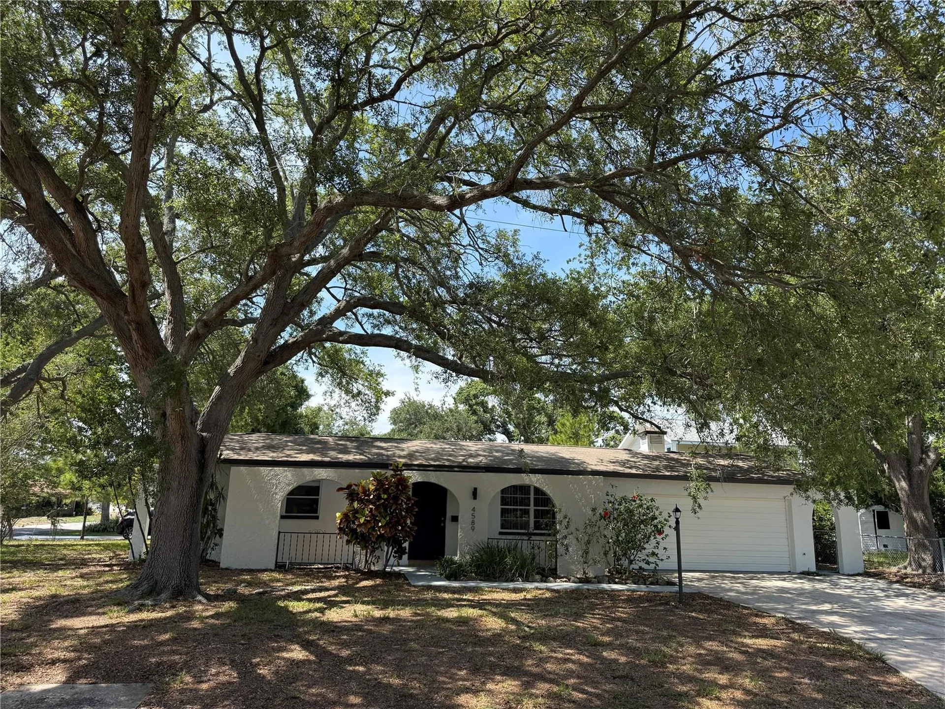 4589 32nd Avenue N St Petersburg FL 33713