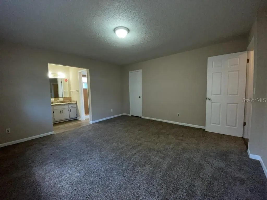 10910 SE 51st Court Belleview FL 34420
