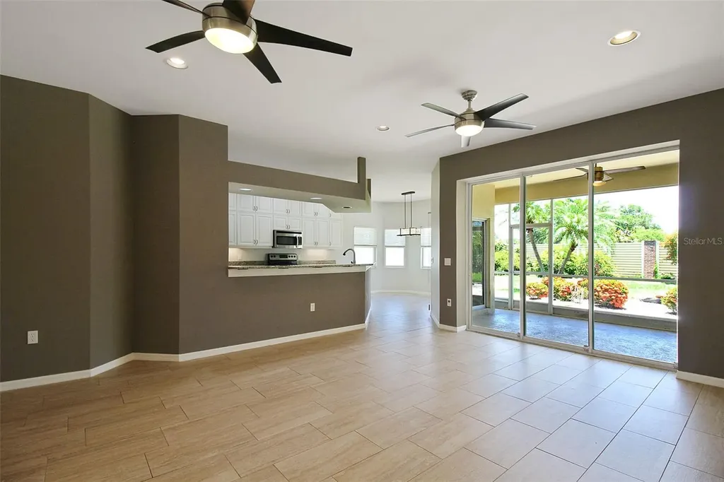 4815 77th Street E Bradenton FL 34203
