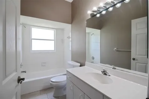 4815 77th Street E Bradenton FL 34203