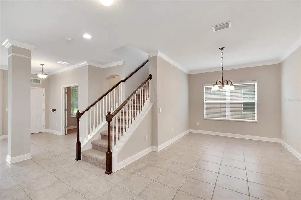 5320 Sagecrest Drive Lithia FL 33547