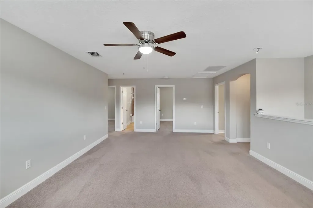 5320 Sagecrest Drive Lithia FL 33547