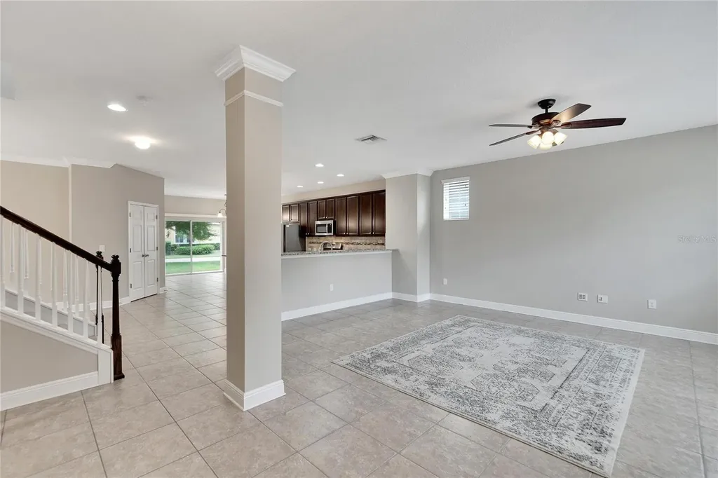 5320 Sagecrest Drive Lithia FL 33547